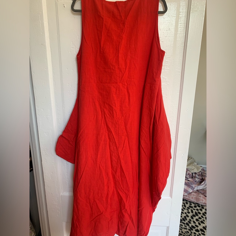 ANSELF LINEN Chic Asymmetrical Red Dress - Picture 4 of 4